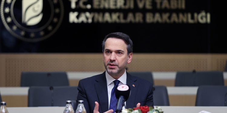 Bakan’dan doğal gaz ve elektriğe zam açıklaması