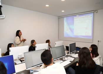 Belediye Personeline Bilgisayar Programı Eğitimi