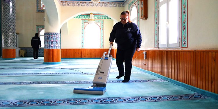 Bodrum Belediyesinden Ramazan Öncesi Cami Temizliği