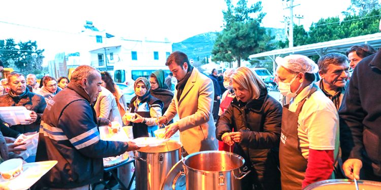 Ramazan Bereketiyle Dolu İftar Programı