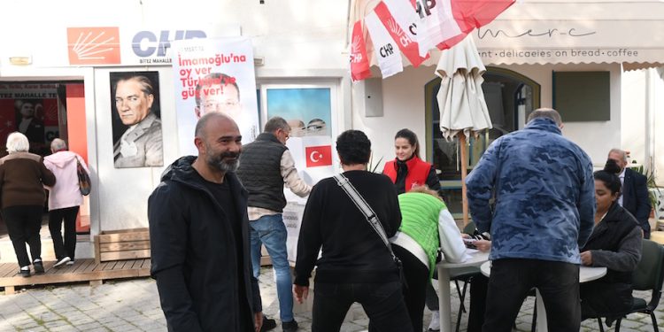 Ekrem İmamoğlu için oy kullanmaya, büyük ilgi