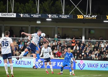 Fenerbahçe, Bodrum’da antreman yaptı 4-2