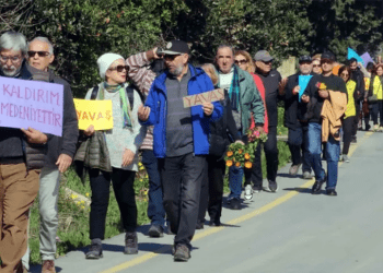 Bodrum’da yolsuzluk ve kaldırımsızlık eylemi vardı