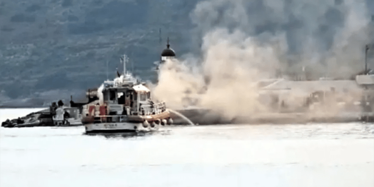 Milta Marina’da motor yat yandı