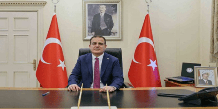 Vali Akbıyıktan ‘8 Mart Dünya Kadınlar Günü mesajı