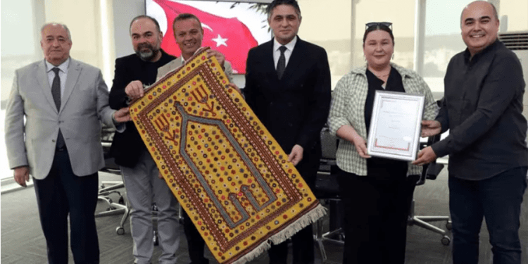 Tarihi Helvacı Kilimi Coğrafi İşaretli Ürün Olarak Tescillendi