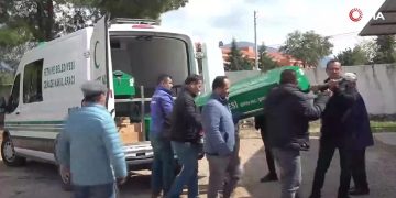 Muğla’da 20 yıl sonra aydınlatılan Cinayetin kurbanı son yolculuğuna uğurlandı