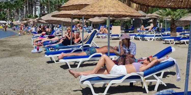 Yargıtay’dan Karar! Şezlong Kiralama Zorunluluğu Kalktı