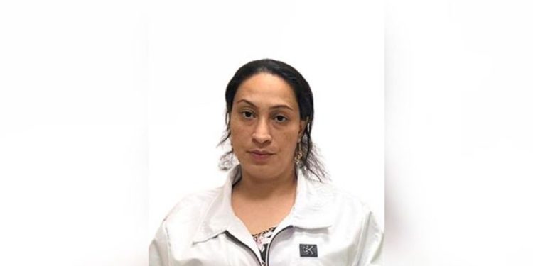 Hapis yatmamak için hamileliğini kullanıyordu