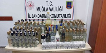 Muğla Yatağan’da Kaçak İçki ve Silah Operasyonu