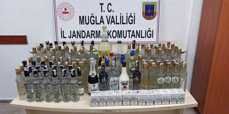 Muğla Yatağan’da Kaçak İçki ve Silah Operasyonu