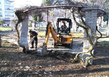 Muğla Basın Parkı Yenileniyor