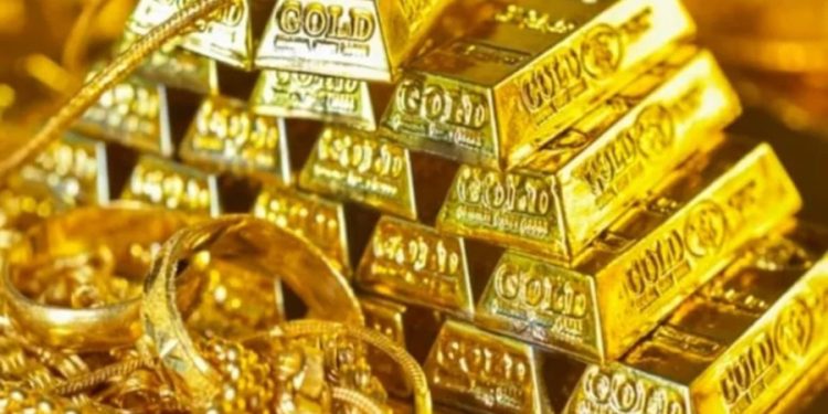 Altın tahminleri alt üst etti: Trump’ın hamlesi yeni rekoru getirdi