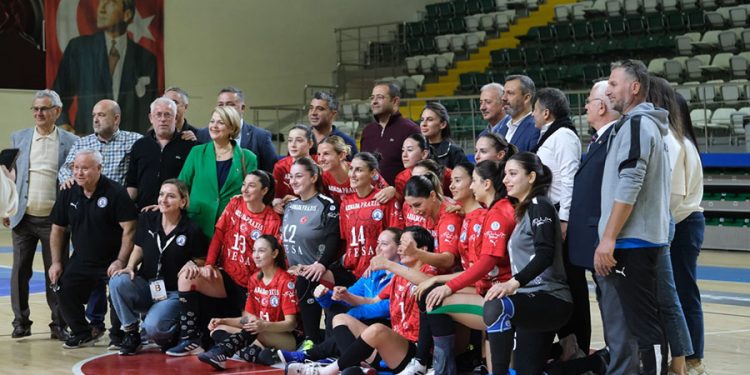 Namağlup Yalıkavak, Play-Off’a Lider Olarak Gidiyor