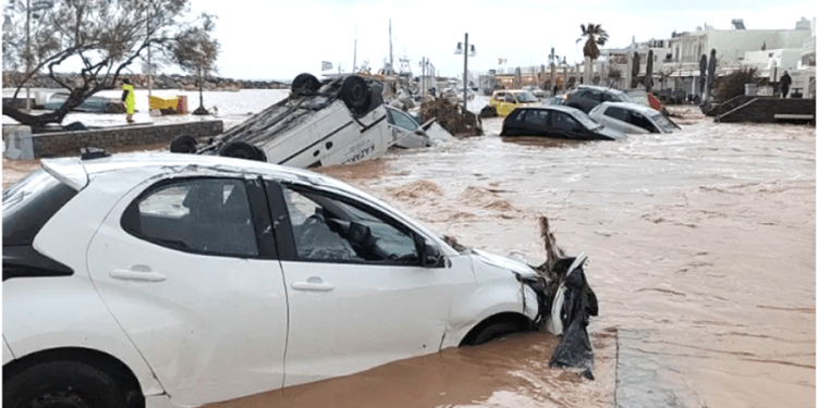 4 saatlik yağış turistik adada milyon dolarlık zarara yol açtı