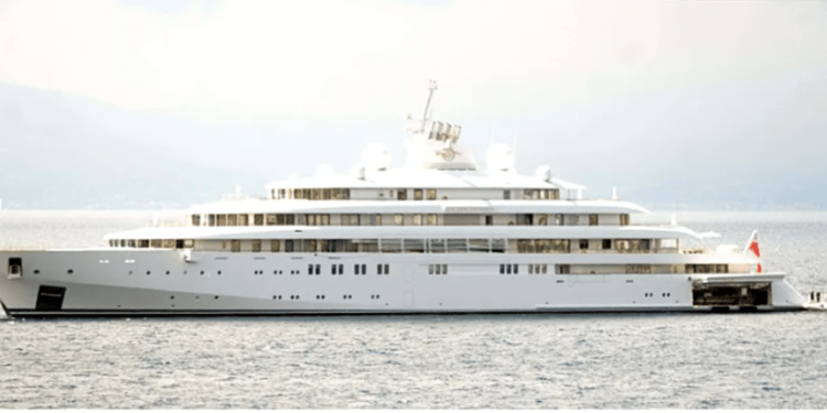 Dünyaca ünlü ultra lüks motor yat Golden Odyssey Bodrum’a sığamadı