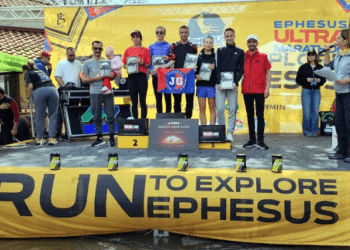Efes ultra maratonu koşuldu, Anna Kantarmış kategori 1.si. oldu