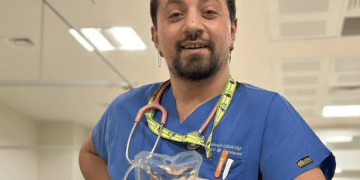 BÖYLESİ GÖRÜLMEDİ.. İşe gelmeyen memura 1 yıl maaş ödenmiş