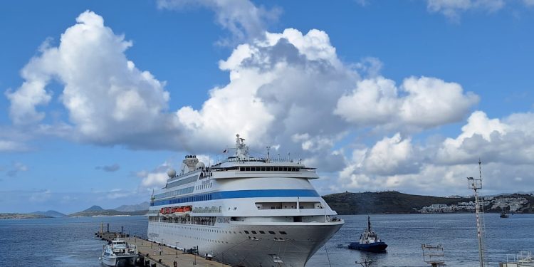Bodrum’a sezonun ilk kruvaziyeri geldi