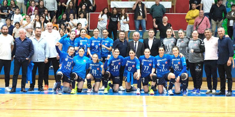 Yalıkavakspor Finalde: Namağlup Lider, Üsküdar’ı İki Maçta Eledi