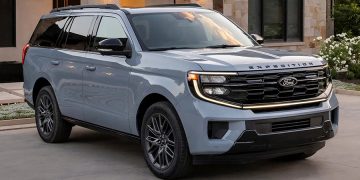 Rakipleri zam yaparken Ford’dan dev indirim! Trump tarifeleri sonrası stok avantajını kullanıyor