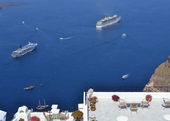 Santorini’deki deprem fırtınası Türkiye turizmini nasıl etkileyecek?
