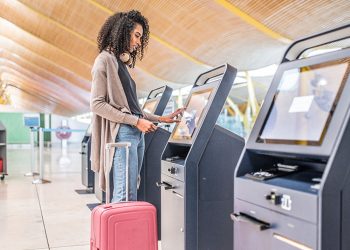 Havalimanlarında yeni dönem: Check-in ve biniş kartı kalkıyor…