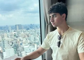 18 yaşında yılda 30 milyon dolar kazanıyor ama tüm okullar onu reddediyor