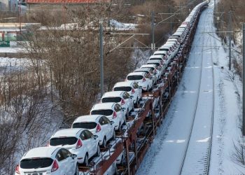Ford vergiye takıldı, ihracatı durdurdu