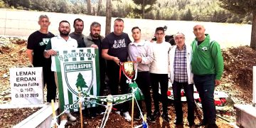 Muğlaspor’un şampiyonluk kupası, Erdan’ın kabrine götürüldü
