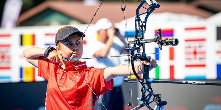 Büyükşehir okçularından çifte madalya