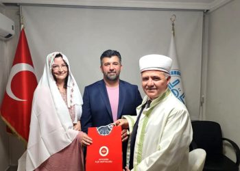 Müslüman olup Canan ismini aldı