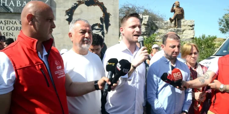 CHP, gençlerin geleceği için Bodrum’dan Muğla’ya Adalet yürüyüşü başlattı