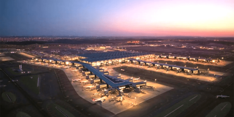 “TÜRK HAVA SAHASINDA TÜM ZAMANLARIN TRANSİT UÇUŞ REKORU KIRILDI”