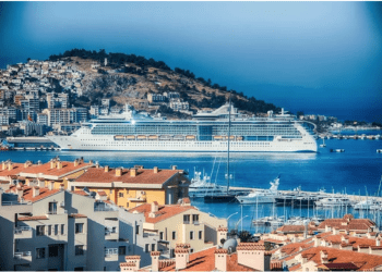 Türkiye’de kruvaziyer turizmi rotasında ilk sıra Kuşadası’nın