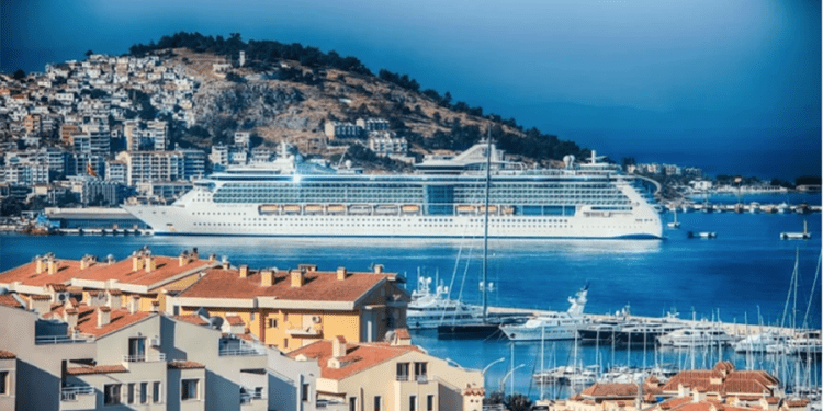 Türkiye’de kruvaziyer turizmi rotasında ilk sıra Kuşadası’nın