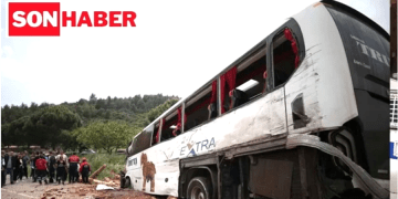 Çanakkale’de zincirleme kaza: 8 ölü