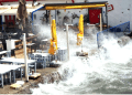 Bodrum’da lodos etkili oldu deniz çöp doldu