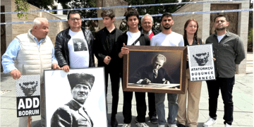 Bodrum’da ADD ve gençler terör örgütüne lanet yağdırdı