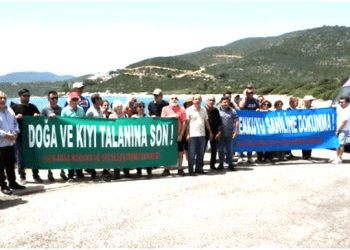 Limak’ın halk plajına yapacağı turistik tesisin duruşması öncesi köylülerden ve çevrecilerden sert tepki