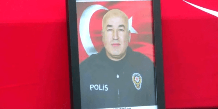 Kalp krizi sonucu hayatını kaybeden polis memuru Muğla’da son yolculuğuna uğurlandı