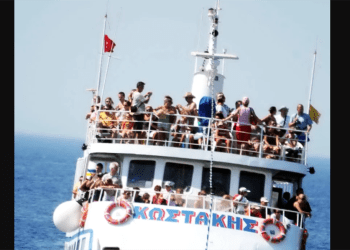 Vatandaş çareyi böyle buldu: Bayram tatili Türkiye’nin yarı fiyatına!