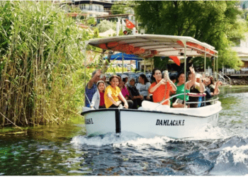Muğlalı kadınların “Akyaka’da bir bardak çay içme” hayali gerçek oldu