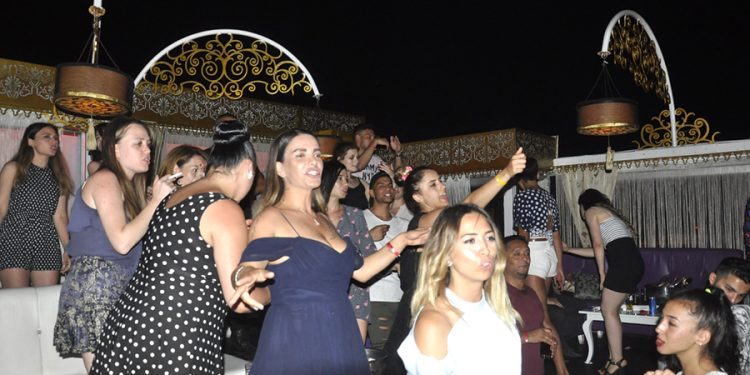 Yüz binlerce Lira Ceza Ödememek İçin Yeni Müzik Ruhsatını Alın