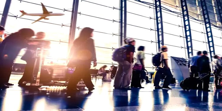 Uçak biletleri yüzde 42 zamlandı