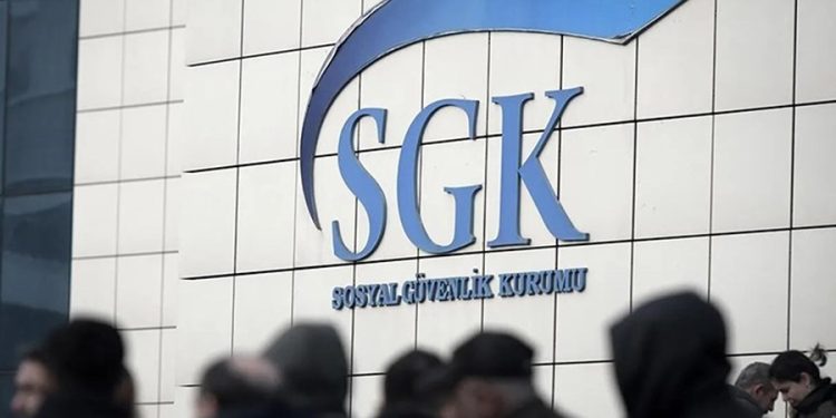 SGK’dan Emeklilik Şoku: Yüzlerce Mesleğin Süresi Uzuyor, İşte o meslekler