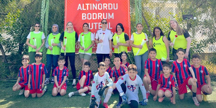 Altınordu Bodrum Futbol Okulları’ndan Annelere Özel Sürpriz