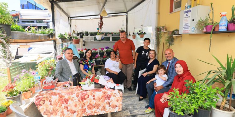 Vali Akbıyık’tan Şehit Annesine Anneler Günü Ziyareti