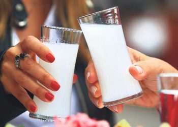 Rakı Tutkunları Dikkat! İşte Zamlı Yeni Rakı Fiyatları