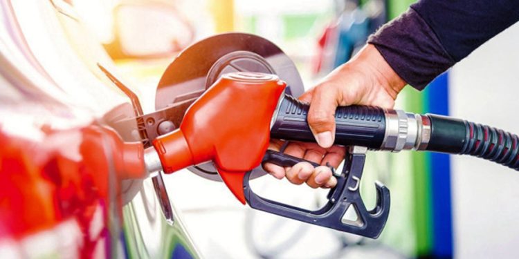 14 Mayıs’tan İtibaren Benzin, 15 Mayıs’tan İtibaren Motorin Zamlanıyor